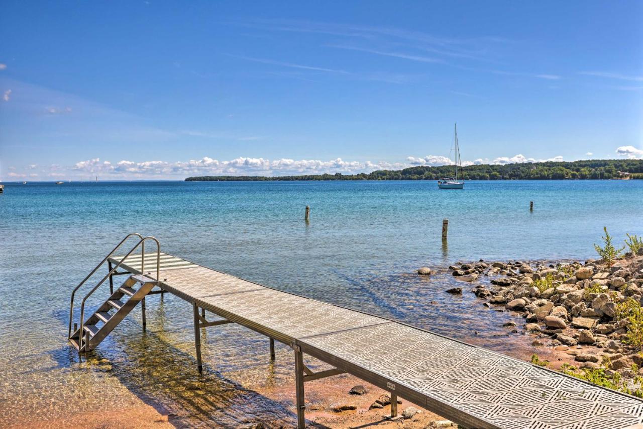 Quaint Studio With Shared Beach Walk To Suttons Bay Eksteriør bilde